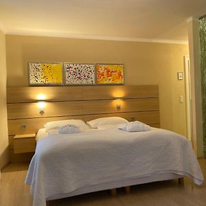 Kamer met een Queen Size Bed